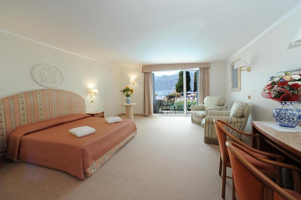 Hotel Excelsior Bay Malcesine Buitenkant foto