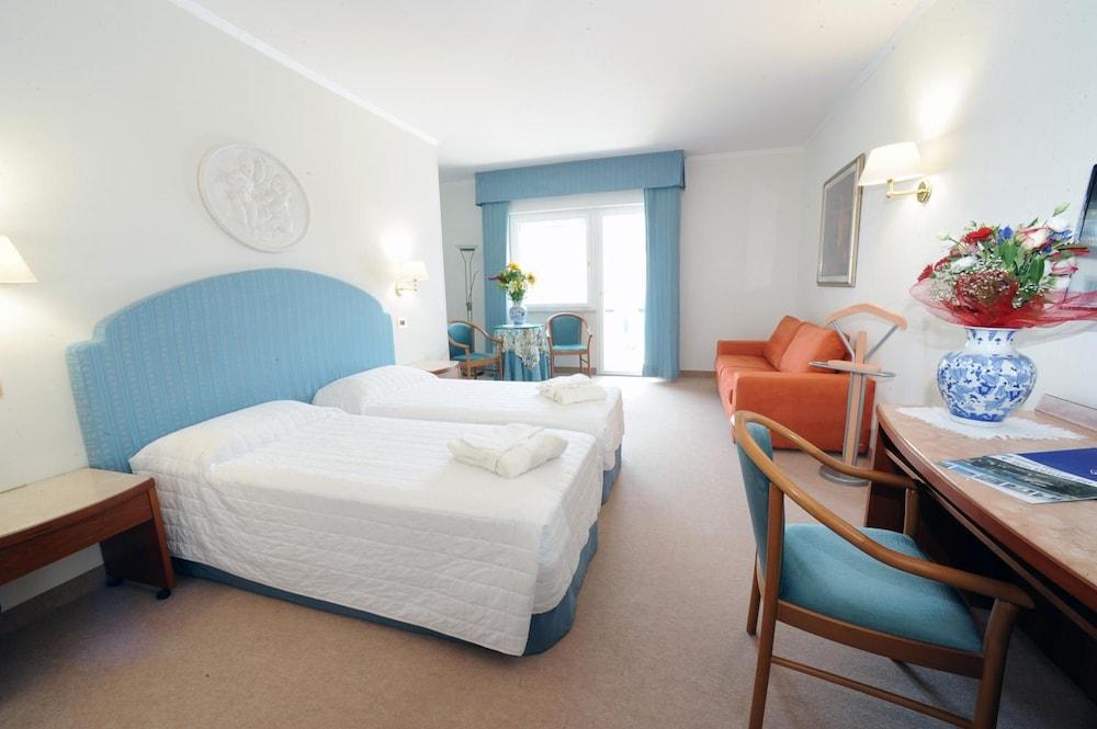 Hotel Excelsior Bay Malcesine Buitenkant foto
