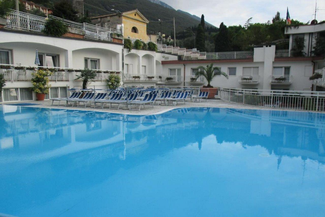 Hotel Excelsior Bay Malcesine Buitenkant foto